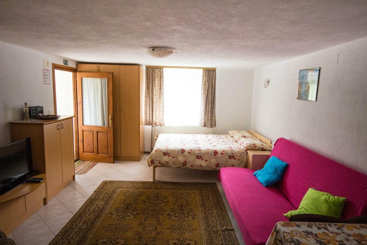 Apartma Kukc II Lägenhet Bovec Exteriör bild