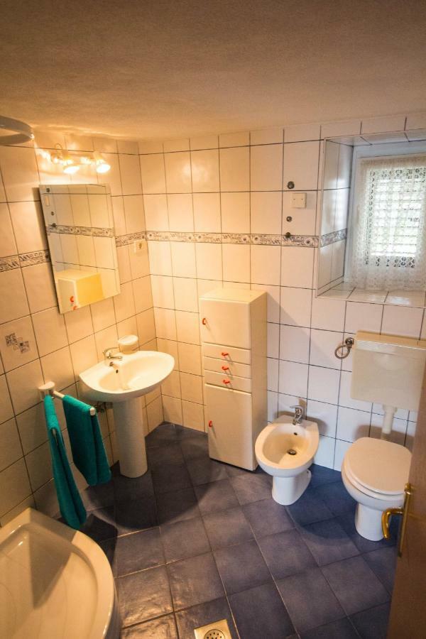 Apartma Kukc II Lägenhet Bovec Exteriör bild